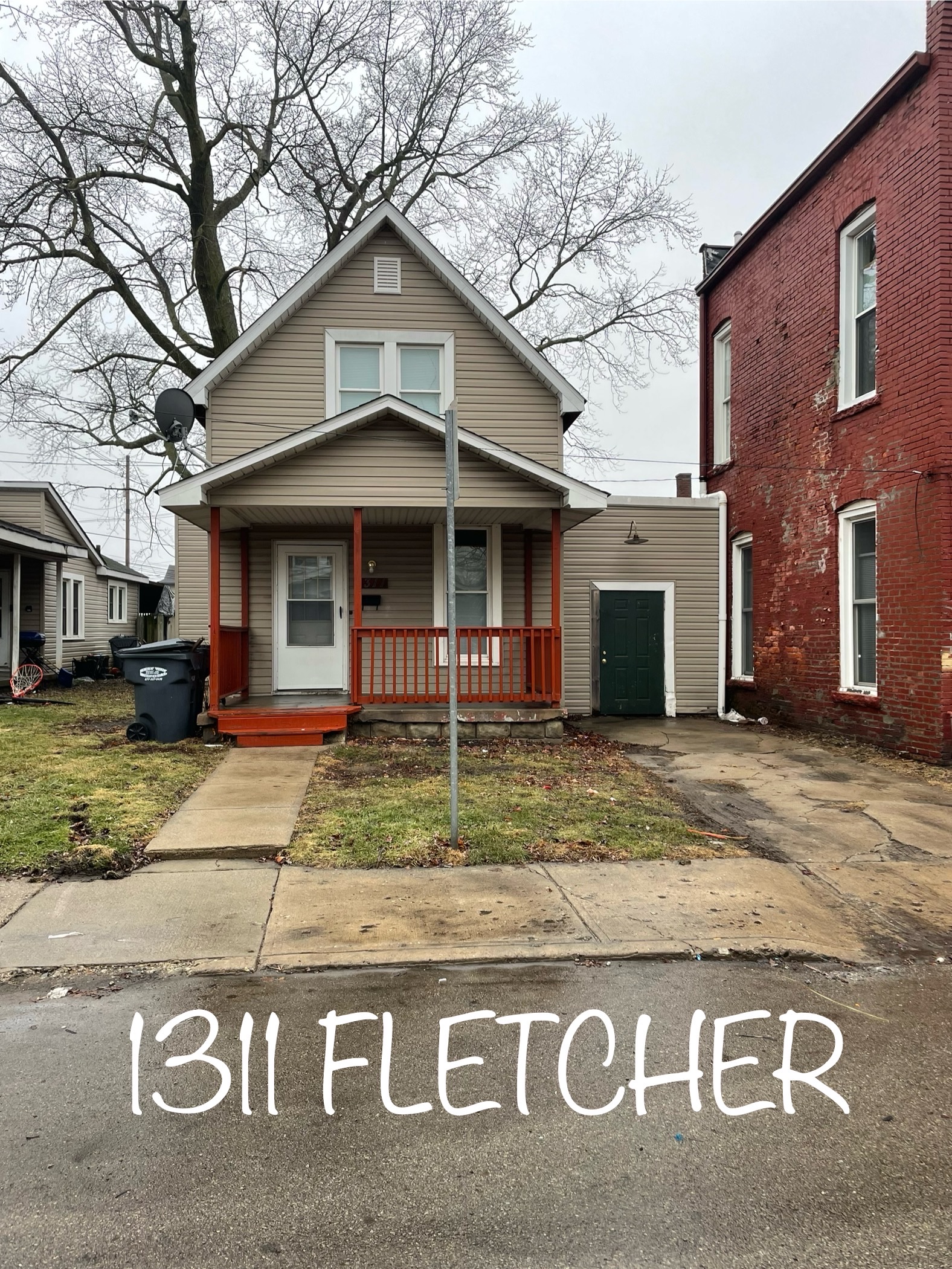1311 Fletcher St