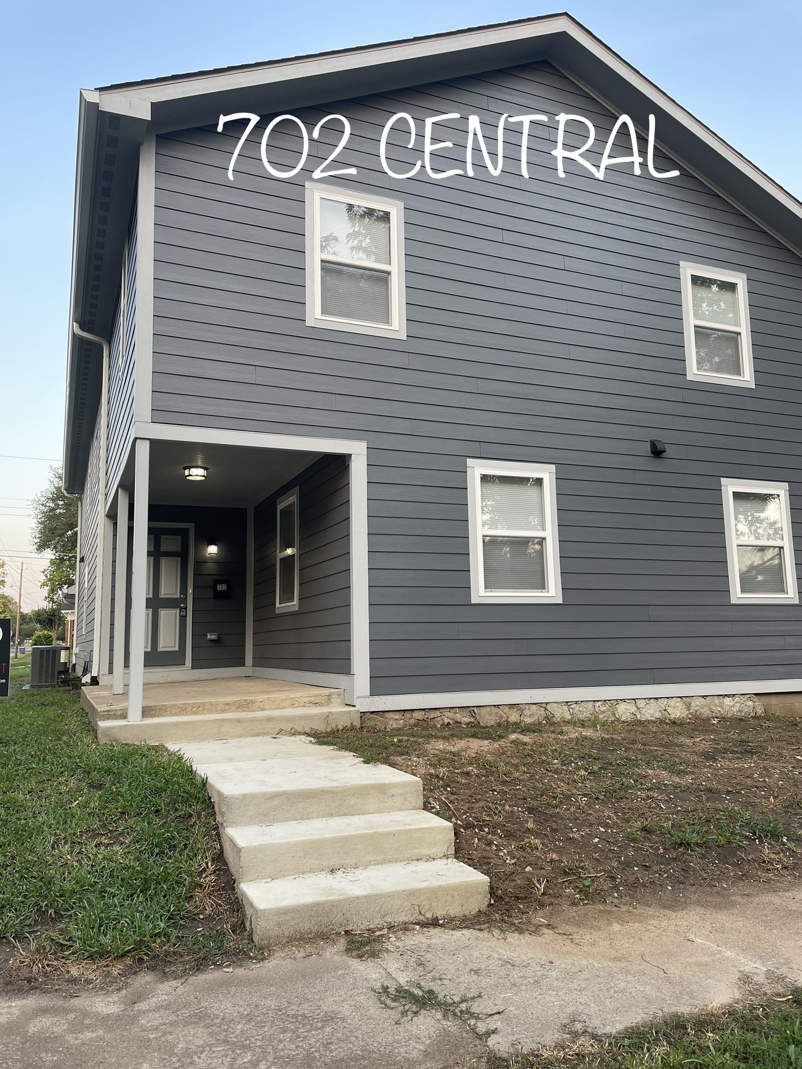 702 Central Avenue